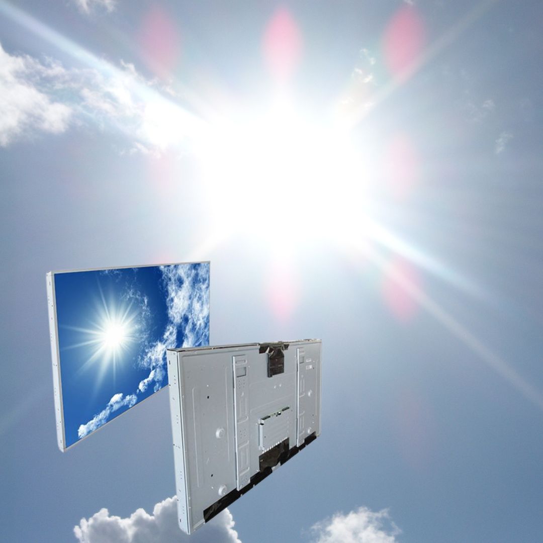 Sunlight-Readable Displays: Enhancing Visibility in Bright Environments